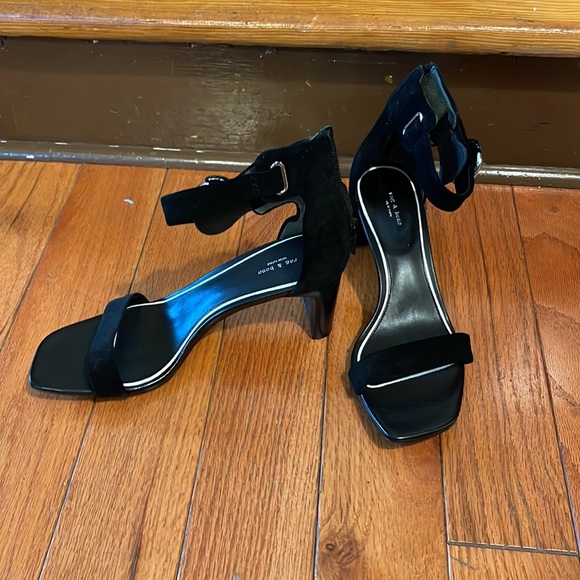 NWT Rag Bone Ellis Mid Heel Black